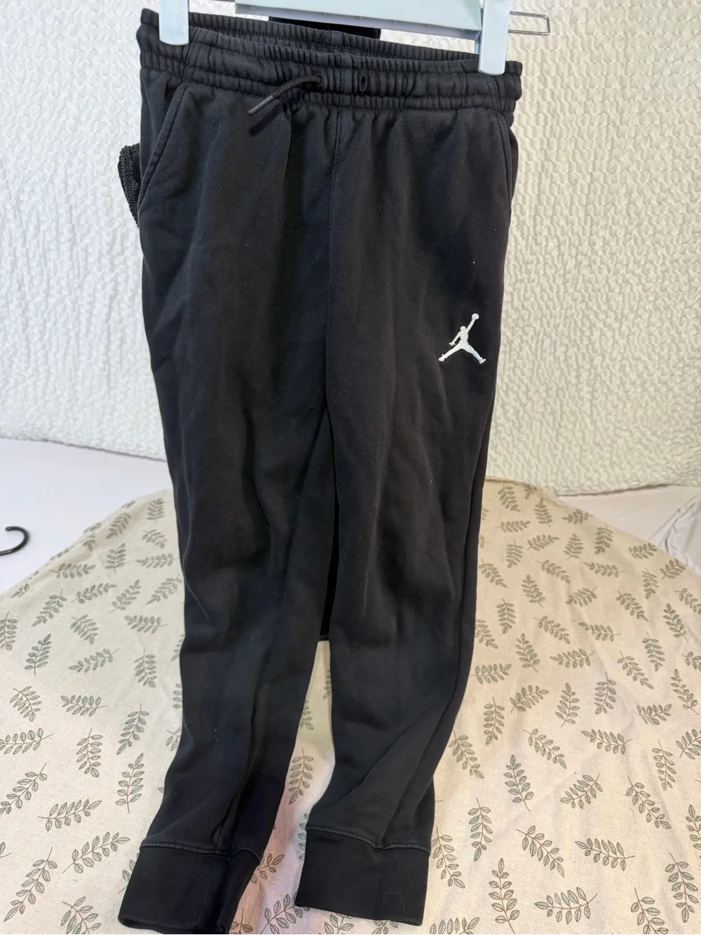 Jordan Black Kids' Jumpman Fleece Joggers with White Logo